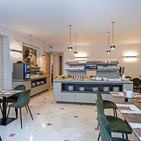 Hotel Gardenia & Villa Charme Adults Friendly 4Star Service Bardolino Dış mekan fotoğraf