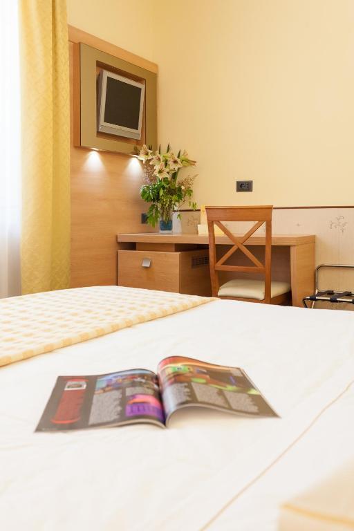 Hotel Gardenia & Villa Charme Adults Friendly 4Star Service Bardolino Dış mekan fotoğraf