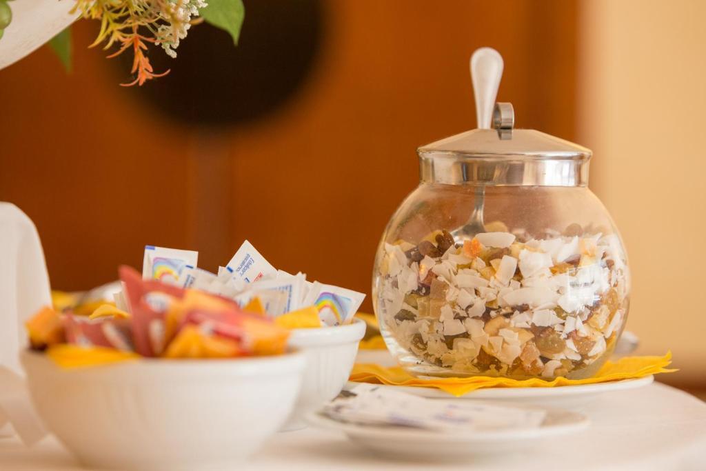 Hotel Gardenia & Villa Charme Adults Friendly 4Star Service Bardolino Dış mekan fotoğraf