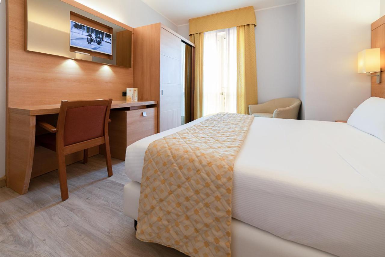 Hotel Gardenia & Villa Charme Adults Friendly 4Star Service Bardolino Dış mekan fotoğraf