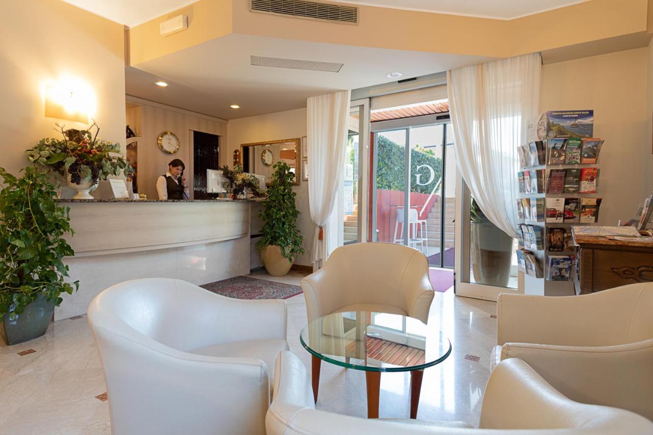 Hotel Gardenia & Villa Charme Adults Friendly 4Star Service Bardolino Dış mekan fotoğraf